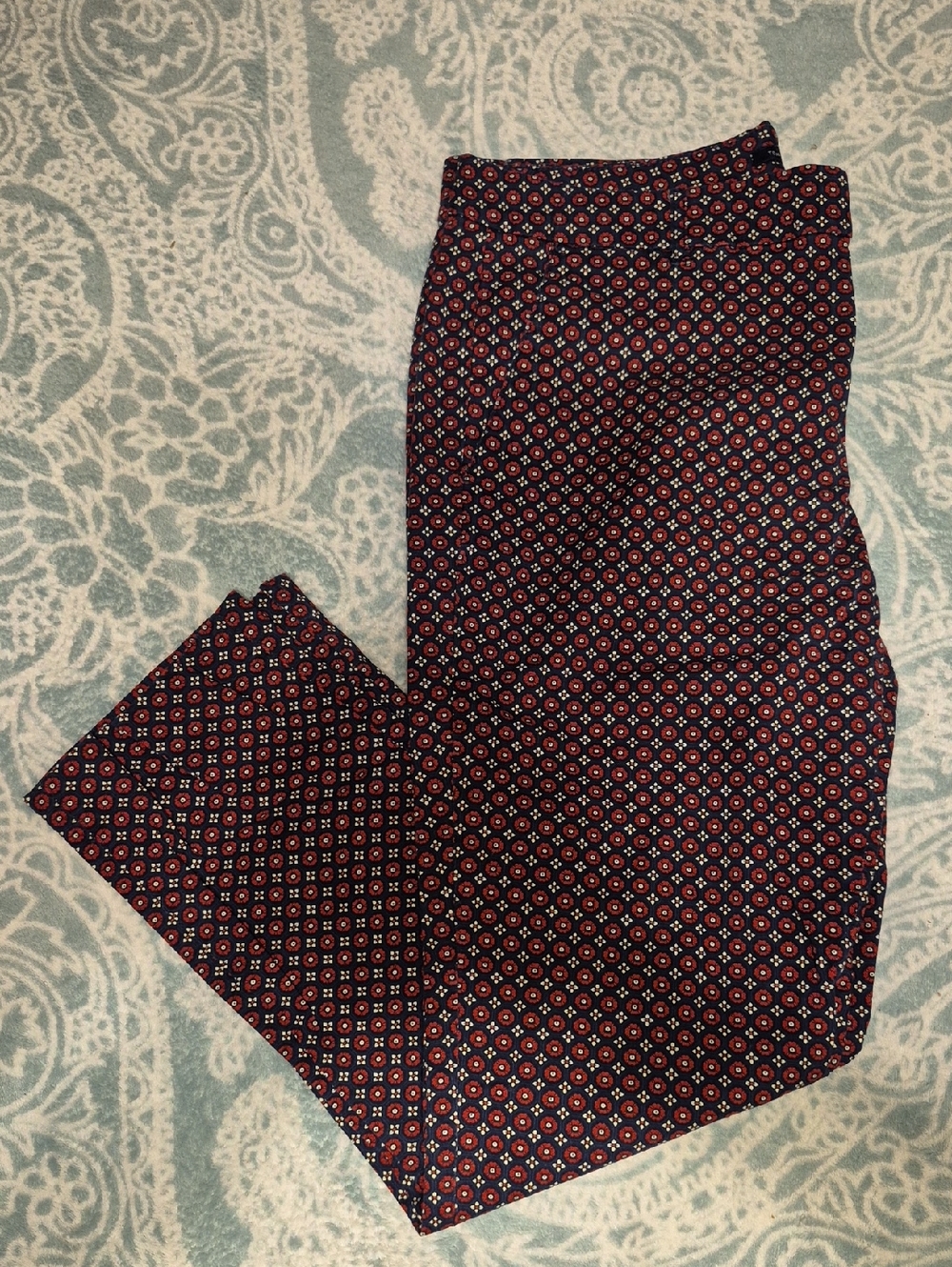 Tommy Hilfiger Cropped Pants - Picture 2 of 9